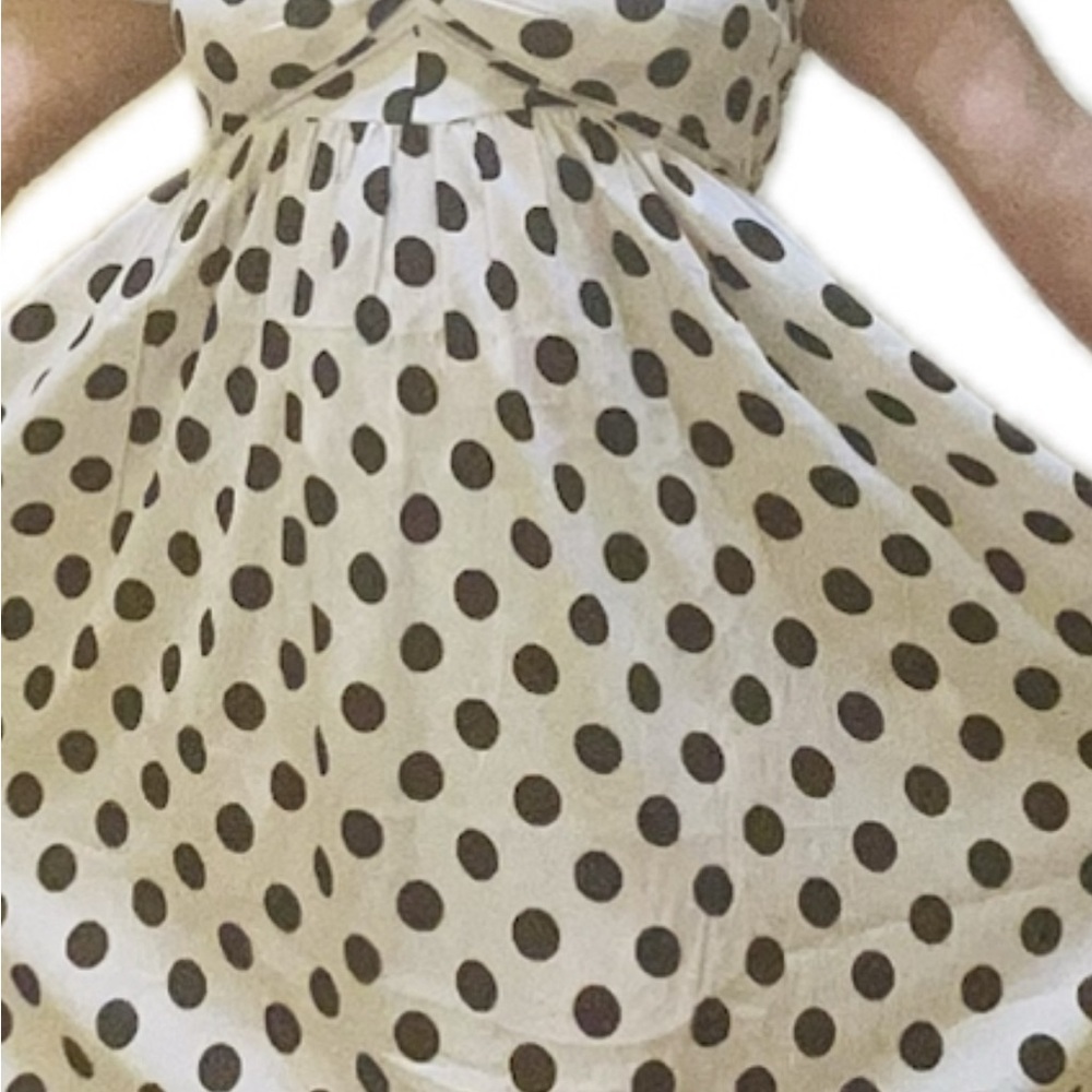 Elegant White Polka Dot Midi Dress - Picture 2 of 7